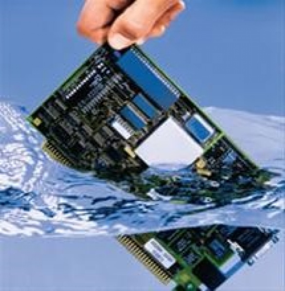 cleaning circuit board